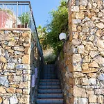Casa Isa By Interhome Civezza
