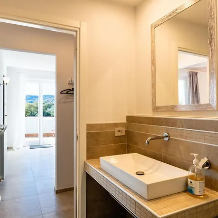 Casa Isa By Interhome Lägenhet