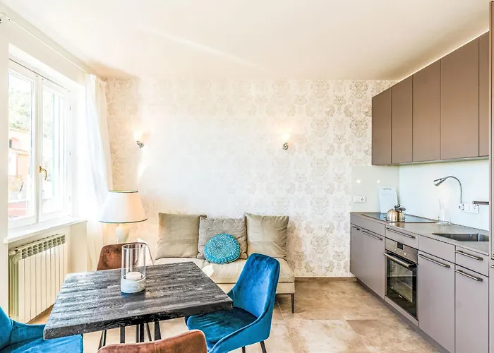 Casa Isa By Interhome Lägenhet Civezza